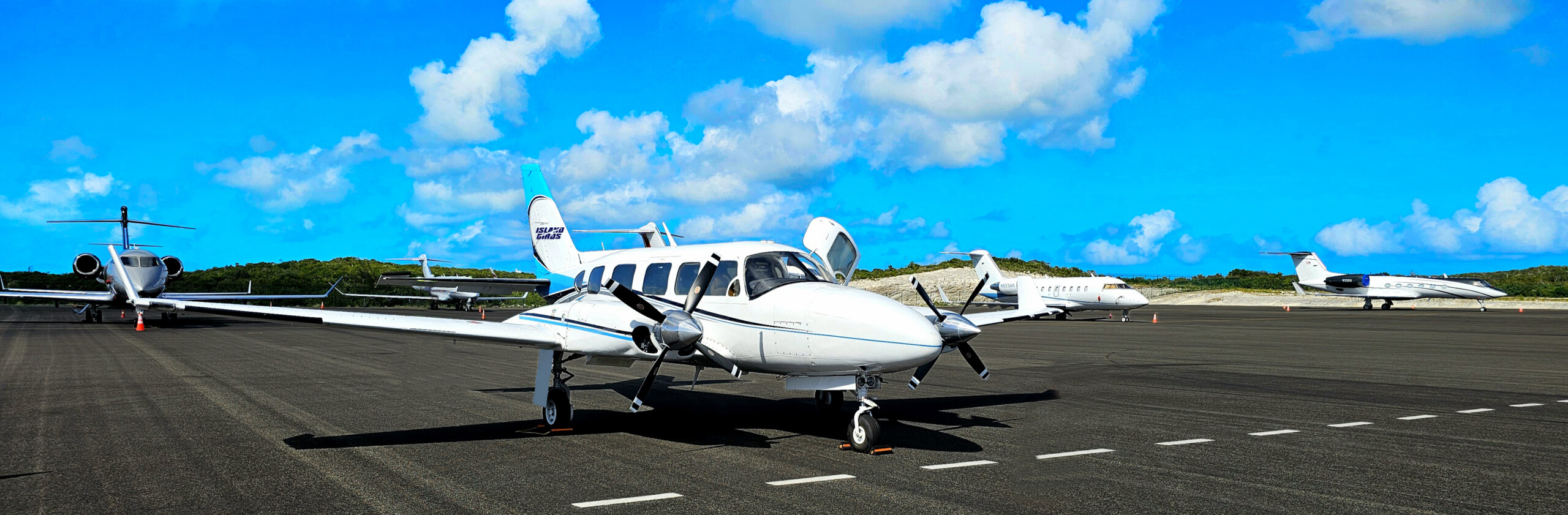 Island Birds Piper Navajo Chieftain on the ramp